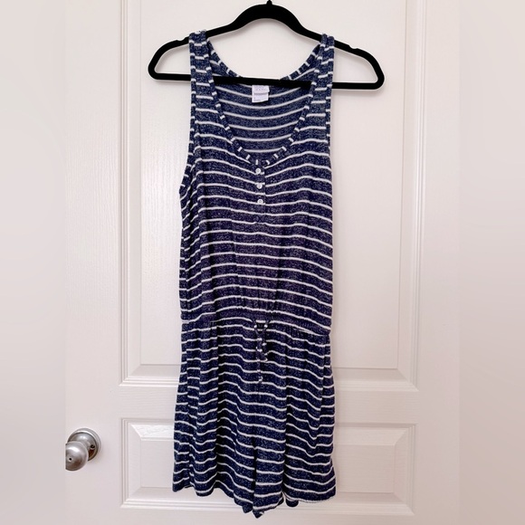 2/$20 ✨Stars Above Striped Romper Navy Blue and White Size S - Picture 1 of 7